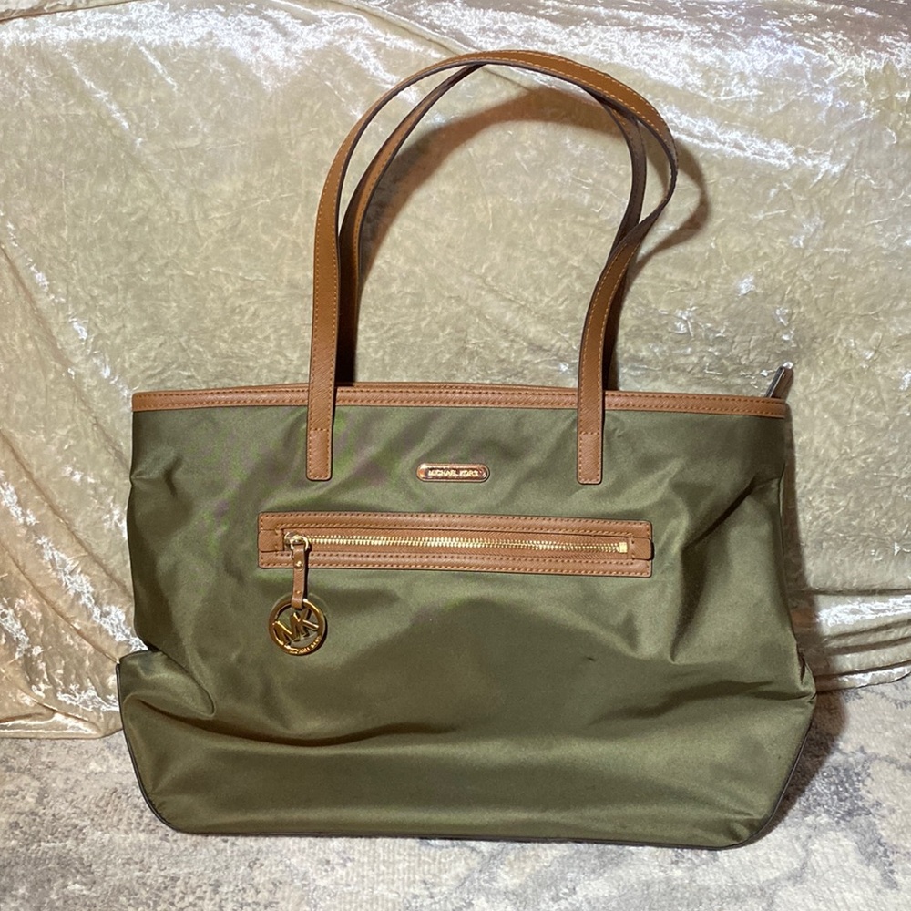 Olive Michael Kors Tote